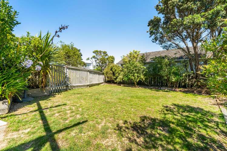 5 Lilac Lane Maungaraki_21