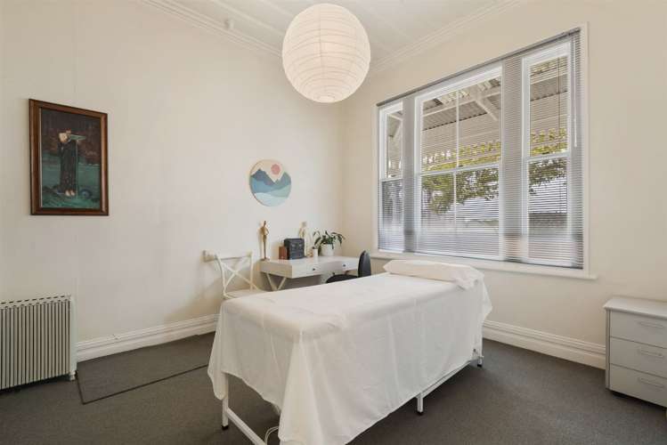 235 Onewa Road Birkenhead_16