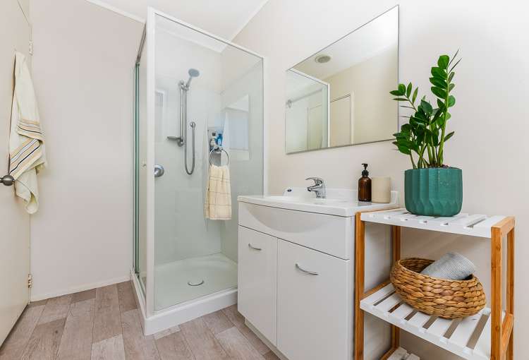 8b Edinburgh Road Hillcrest_10