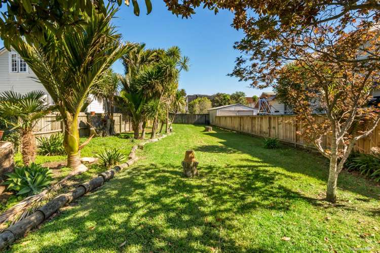 14 Sulphur Beach Road Northcote Point_2