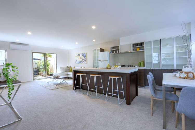 45/21 Hunters Park Drive Three Kings_5