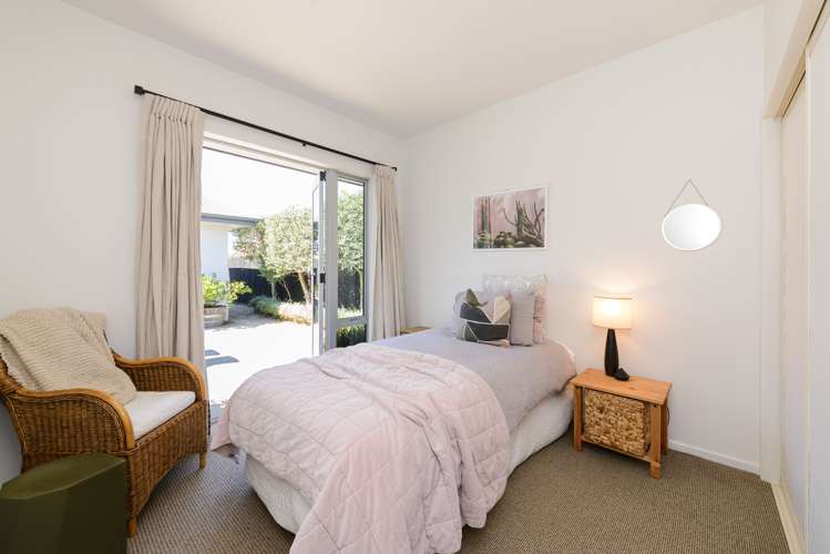 5 Nottinghill Drive Springlands_13