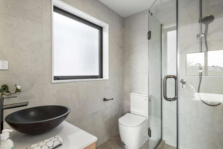 57B Oaktree Avenue Browns Bay_13
