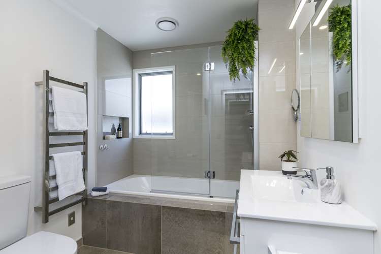 15/36 Dee Street Island Bay_13