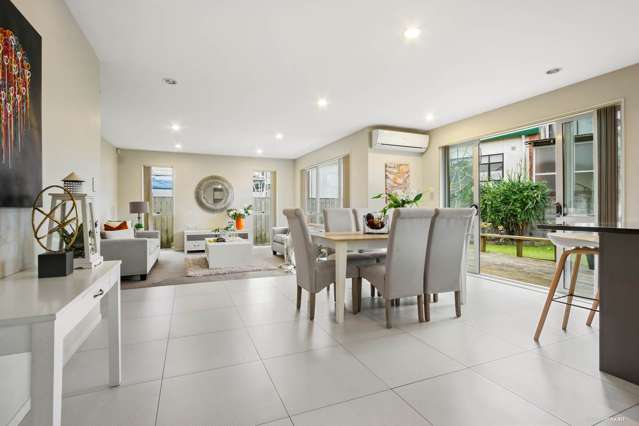 5a Graham Avenue Te Atatu Peninsula_1