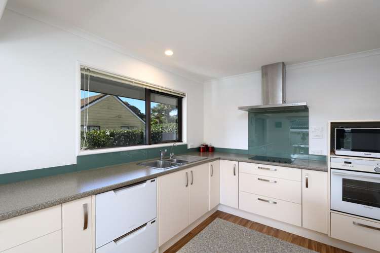 2/63 Neale Avenue Stoke_12