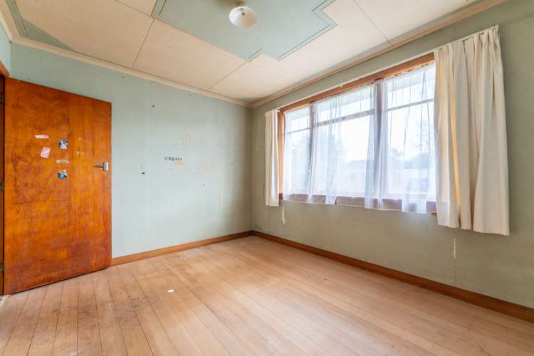 29 Hughes Street Waimate_17