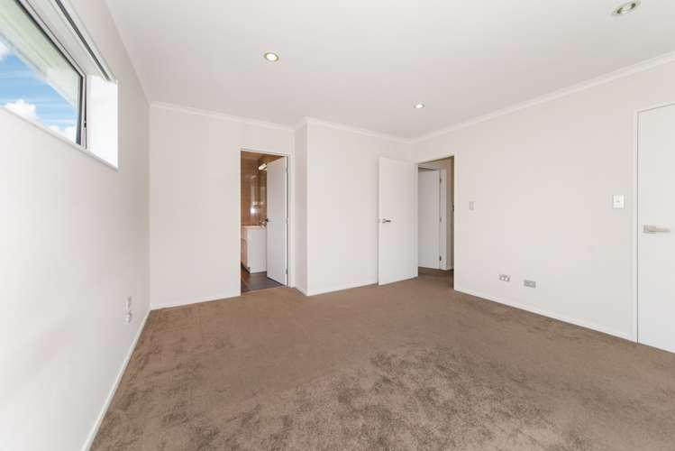 15 Yatterina Avenue Takanini_18