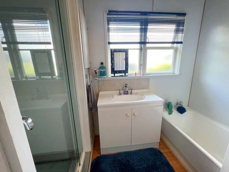 38 Queen Street Dannevirke_9