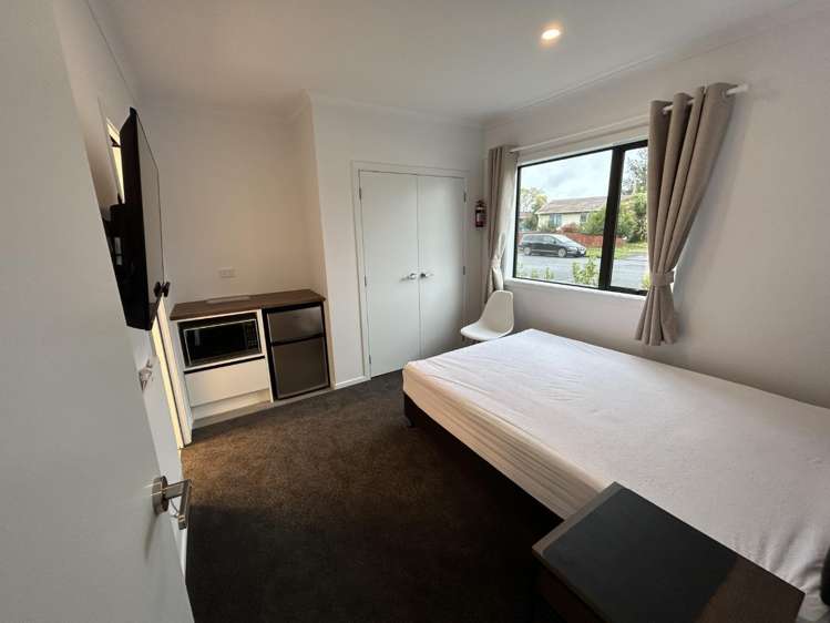 1E/23 Hibiscus Avenue Hamilton Lake_1