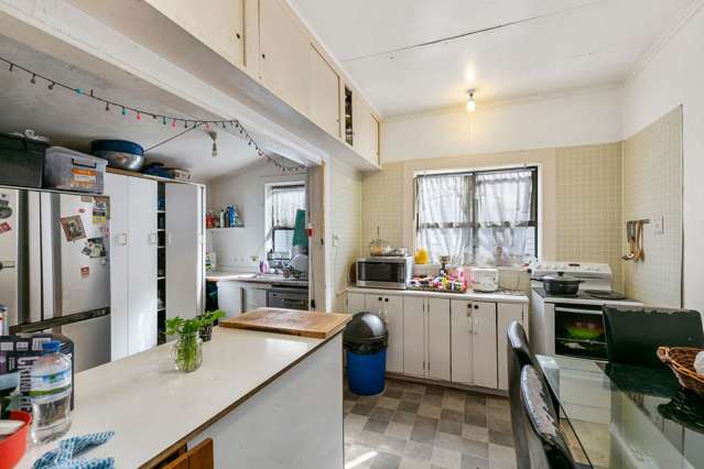 67 Kauri Street Miramar_4