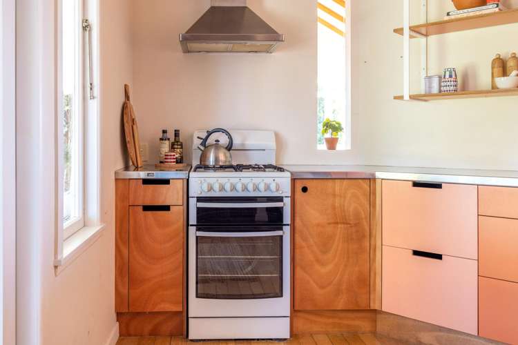 161 Orapiu Road Waiheke Island_21