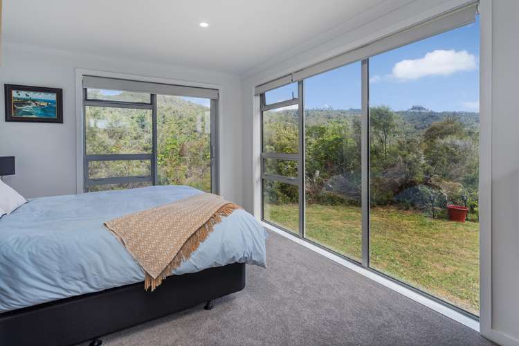 158 Silverstream Falls ROW Whitianga_32