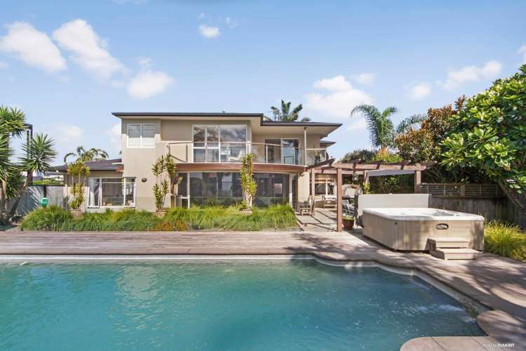 15 Matau Rise Te Atatu Peninsula_5