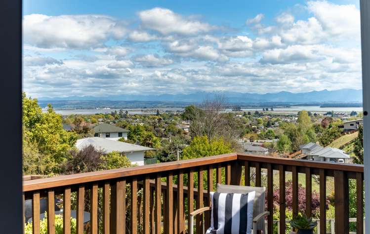 65 The Ridgeway Stoke_6