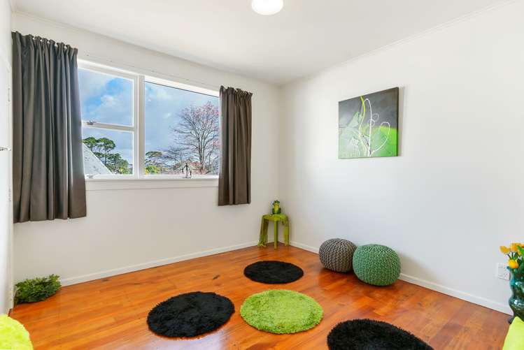 70 Vodanovich Road Te Atatu South_7