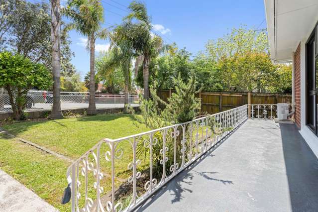 52 Blockhouse Bay Road Avondale_2