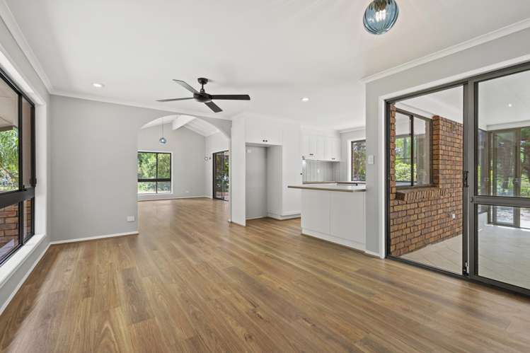 9-11 Manika Court Tamborine Mountain_8