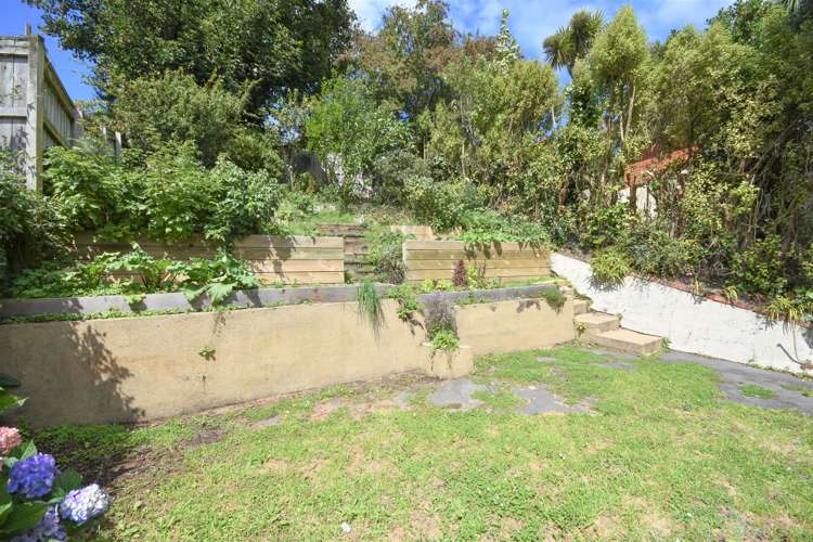 206 North Road North East Valley_20