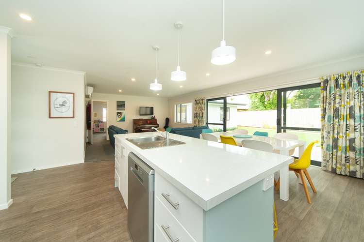 32 Wescombe Grove Feilding_17