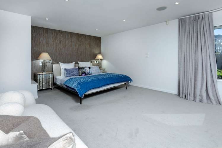 62 Seaview Road Castor Bay_27