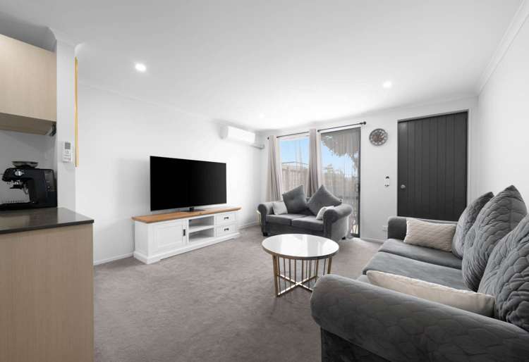43 Saddleback Crescent Papakura_4