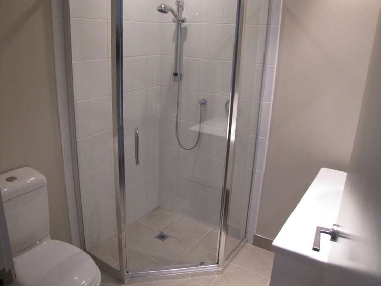 1/90 Dp Customhouse Street Gisborne_10