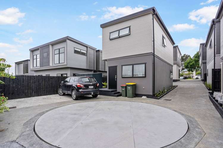 8b Edgar Pearce Place Howick_12