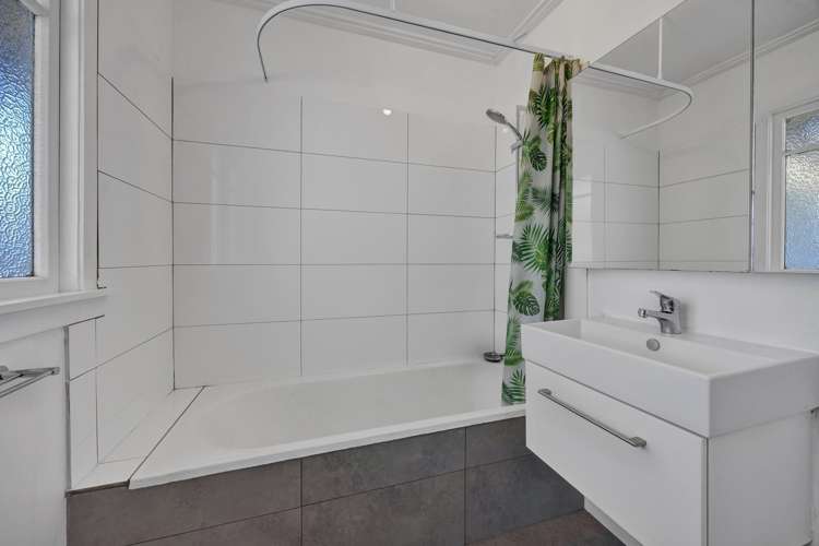 17 Burns Street Hawera_9