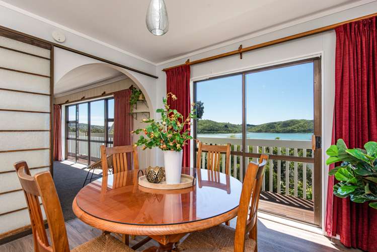 90 Tweed Road Papakowhai_11