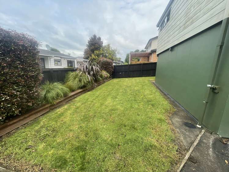 12a Commissariat Road Mount Wellington_11