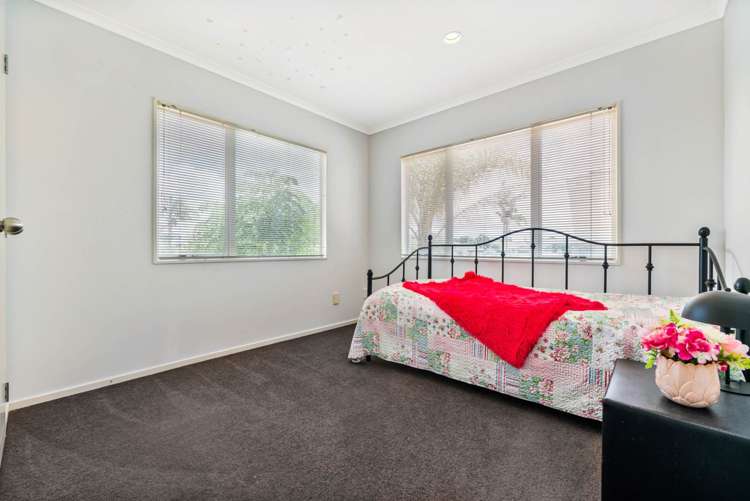 11 Barcaldine Road Flat Bush_16