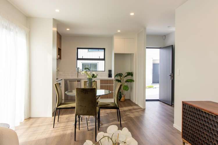 2-4 Moa Road_3