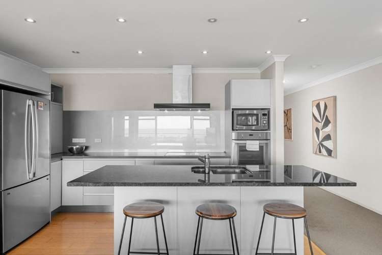 9/898-900 Papamoa Beach Road 1131_5