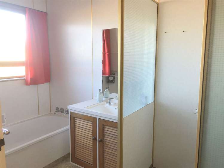 13 Church Lane Waipukurau and Surrounds_11