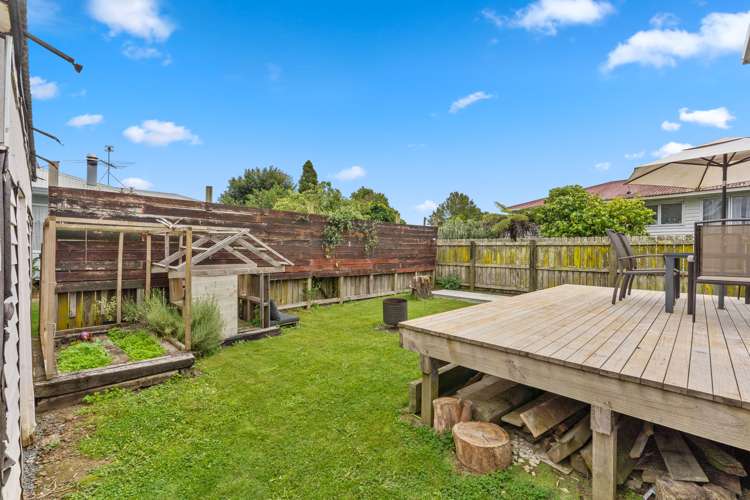 1/27 Sutton Crescent Papakura_17