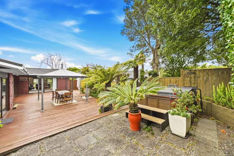 10 Montclair Rise Browns Bay_23