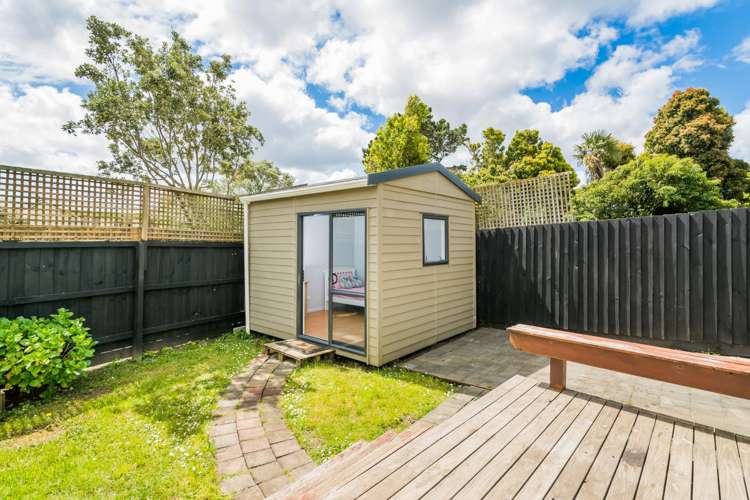 2/56 College Road Northcote_12
