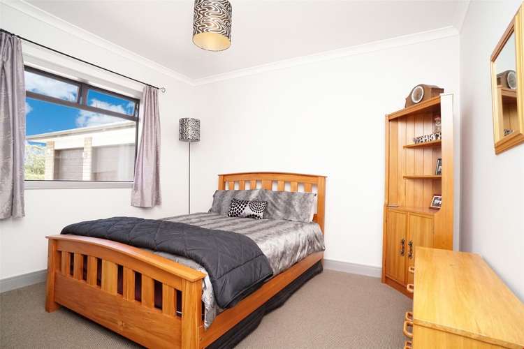 113 Riverhead Road Kumeu_17