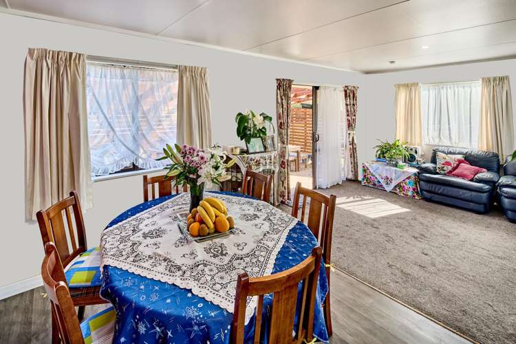 2 Wellington Road Wainuiomata_7