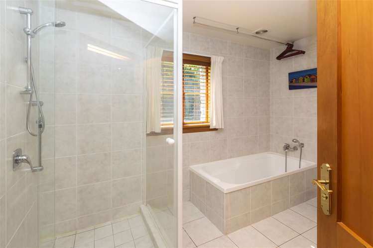 407 Halkett Road West Melton_39