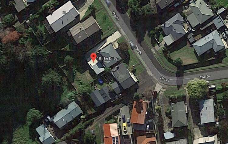 18b The Drive Brookfield_17