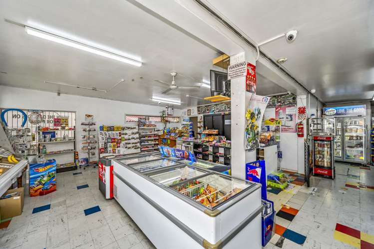 60-62 Tiraumea Drive Pakuranga_5