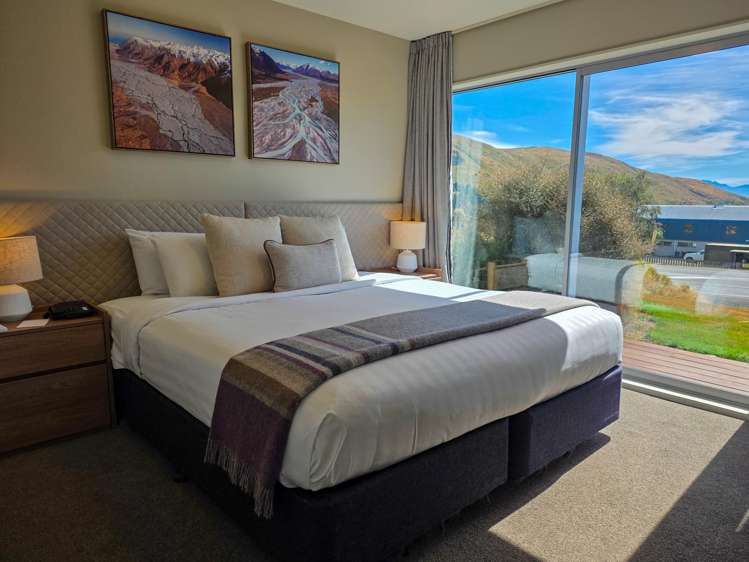 U 27/Room 818 Peppers Bluewater Resort Lake Tekapo_17