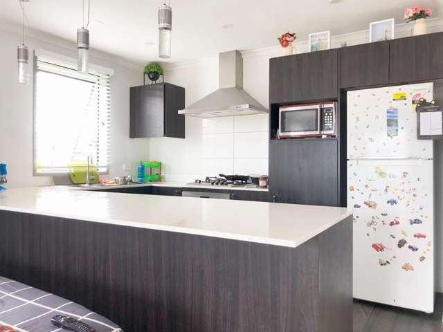 2/65E Metcalfe Road Ranui_2