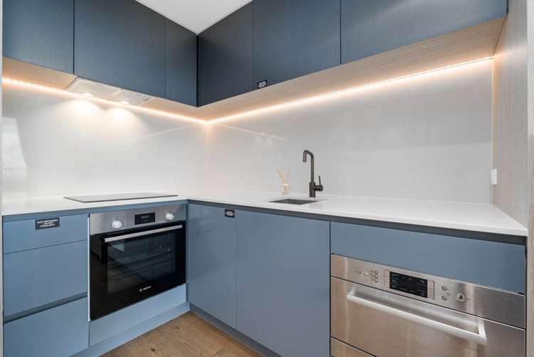 1507/10 Commerce Street Auckland Central_8