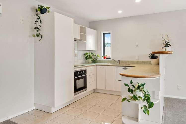 6/5 Cook Street Howick_5