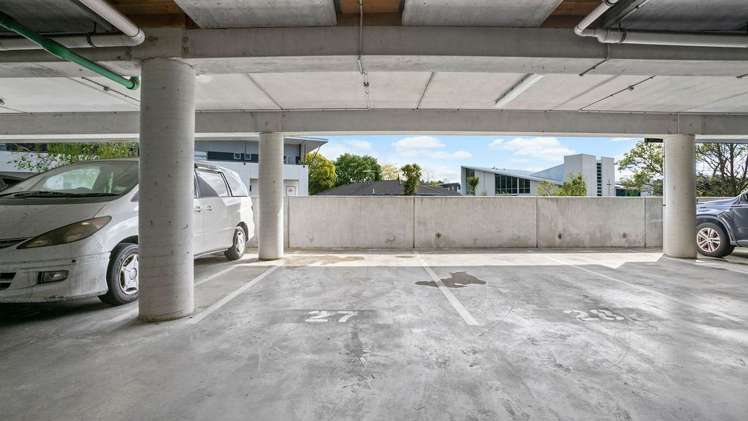 A27/210 Dairy Flat Highway Albany_7