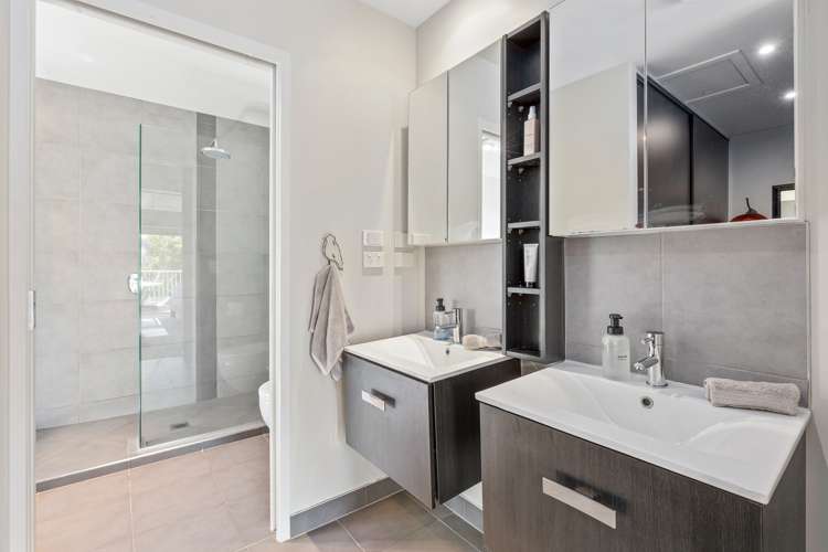 26 The Close Greenhithe_13