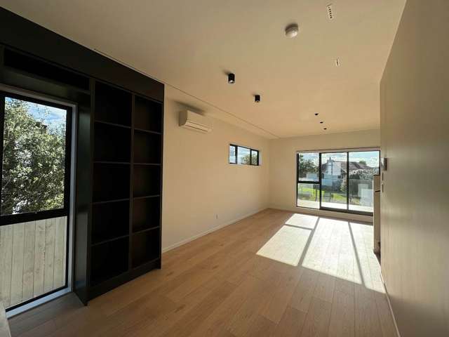 1/7 Brookfield Road Te Atatu Peninsula_1